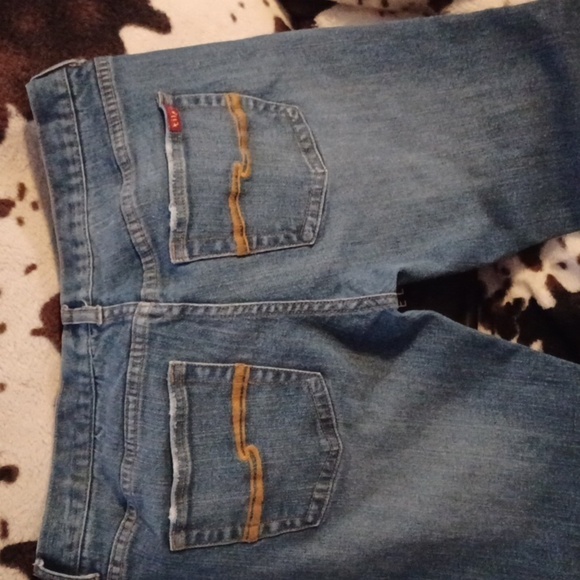 TILT STRETCH JEANS, WOMENS SIZE 11 SHORT.5 POCKET. - Picture 4 of 7
